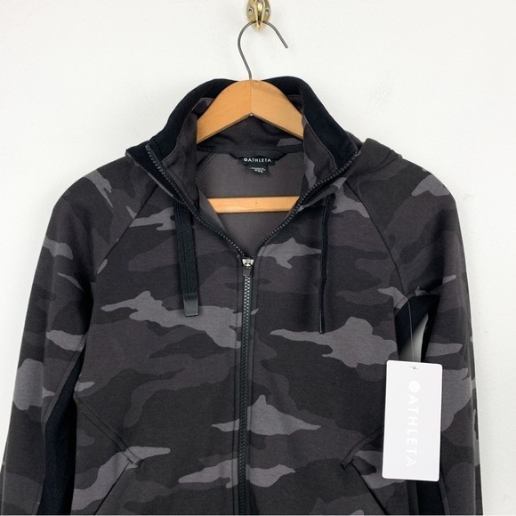 NWT Athleta Triumph Printed Gray Camo Athletic Zip Up Hoodie Sz XXS - Picture 4 of 12